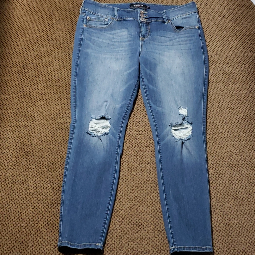 Torrid Premium Jeggings Distressed Jeans 18R